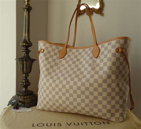 fl0093 louis vuitton|louis vuitton model number lookup.